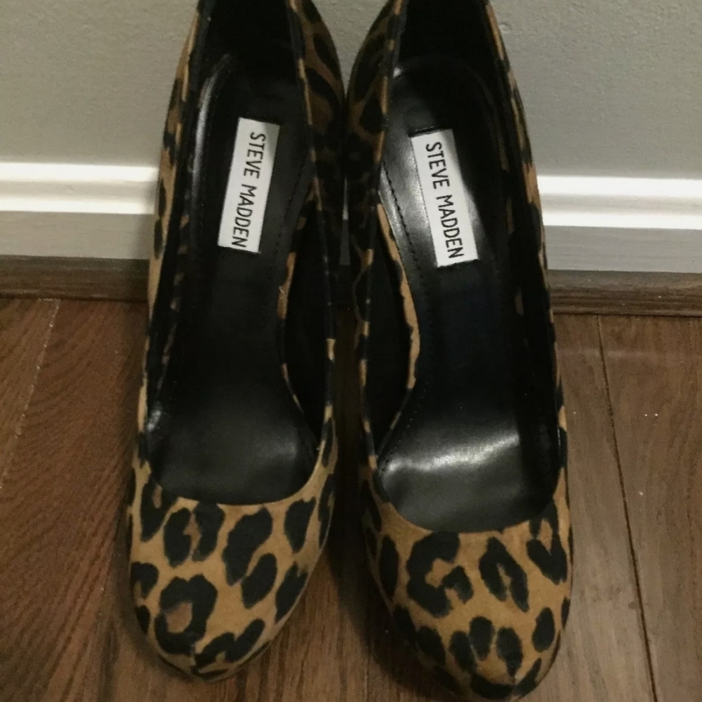 Steve Madden Nala platform